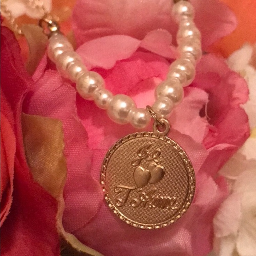 Gold and pearl i love you necklace